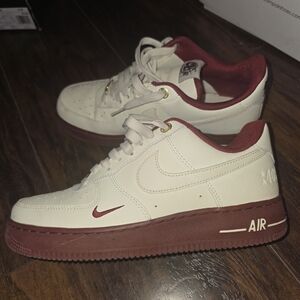 Womens Nike Cream and Maroon Sneakers